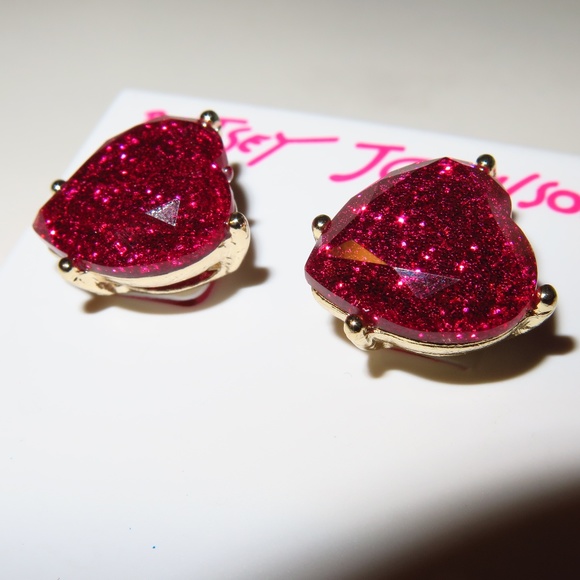 COPY - Betsey Johnson * Heart Stud Earrings *NWT* - Picture 6 of 8